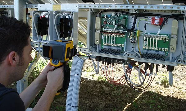 Thermografische Prüfung elektrischer Komponenten einer PV-Anlage